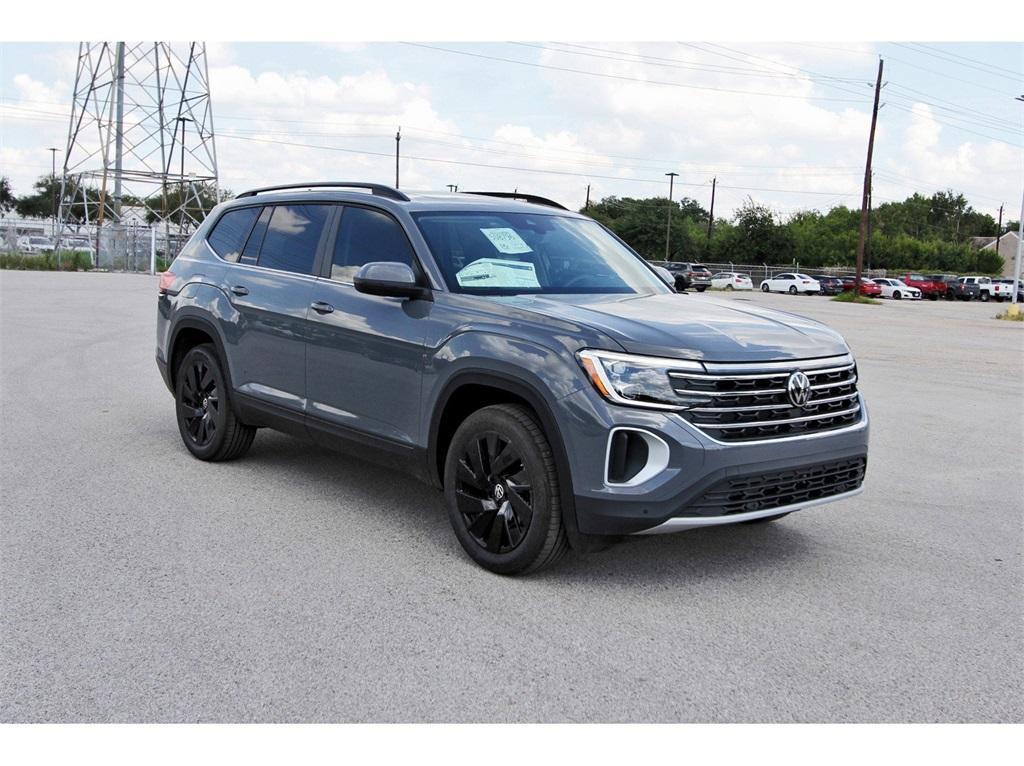 new 2026 Volkswagen Atlas car, priced at $46,622