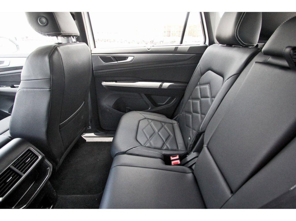 new 2026 Volkswagen Atlas Cross Sport car, priced at $45,029