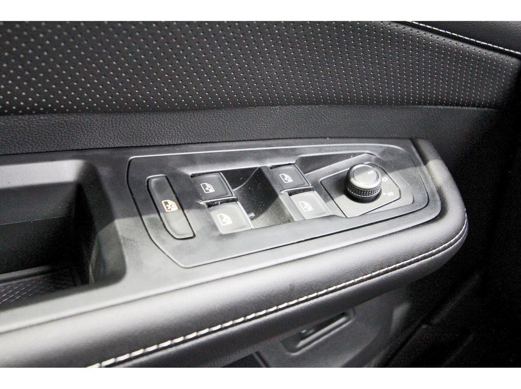 new 2026 Volkswagen Atlas Cross Sport car, priced at $45,029