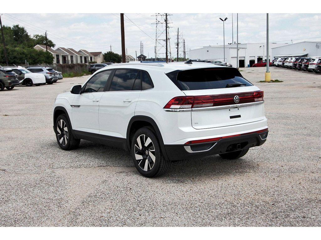 new 2026 Volkswagen Atlas Cross Sport car, priced at $45,029