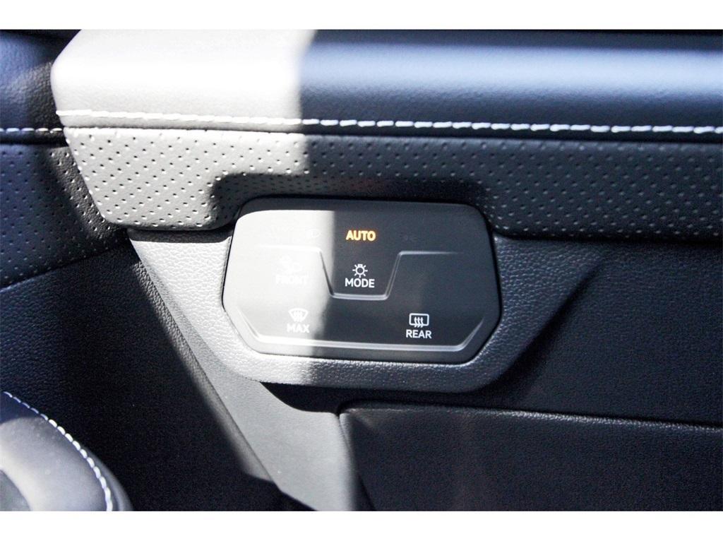 new 2026 Volkswagen Atlas Cross Sport car, priced at $44,475