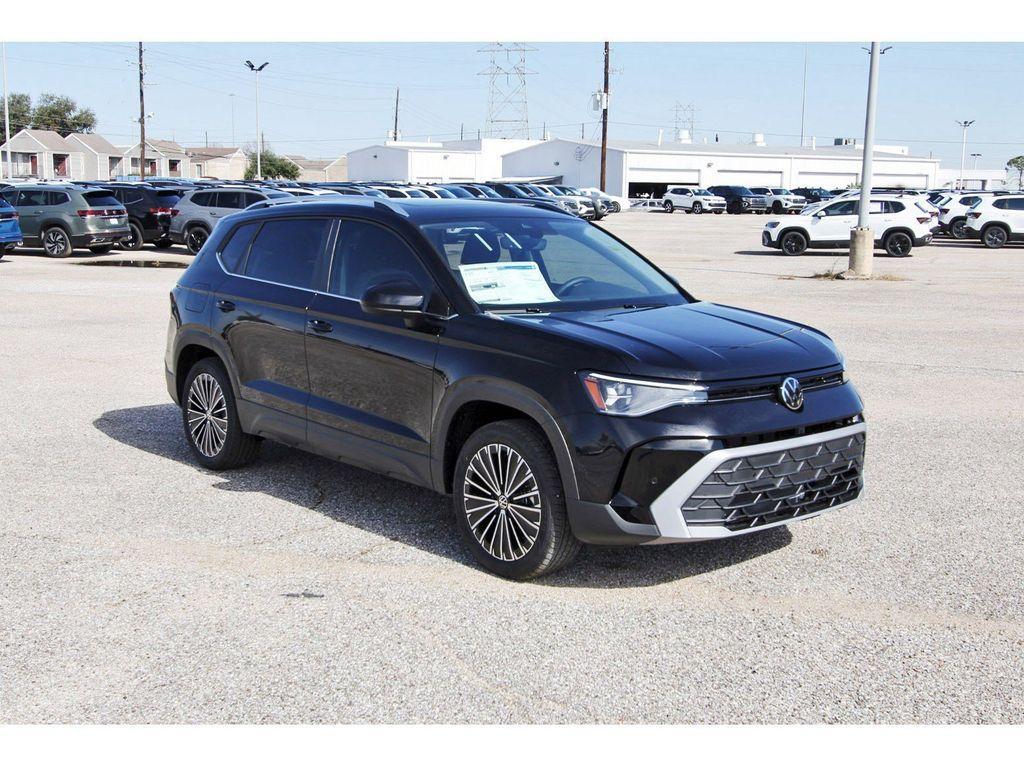 new 2026 Volkswagen Taos car, priced at $31,704