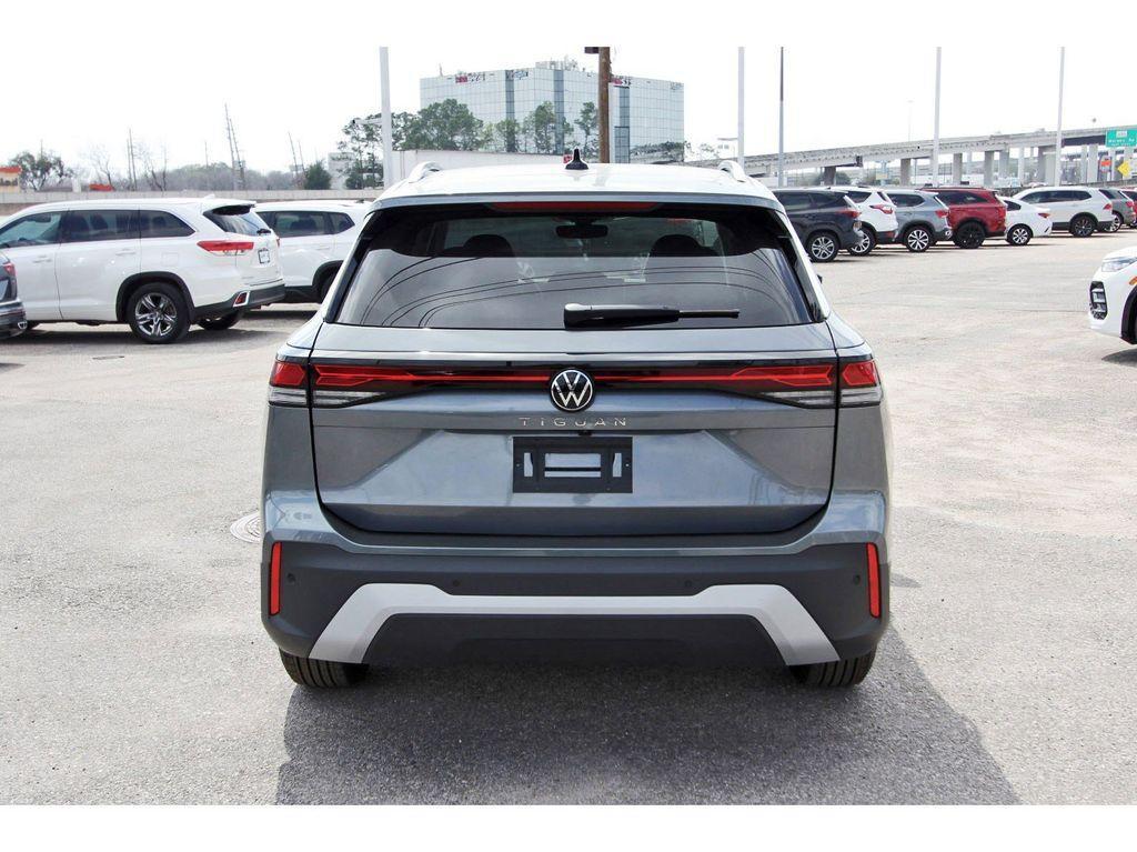 new 2026 Volkswagen Tiguan car, priced at $31,842