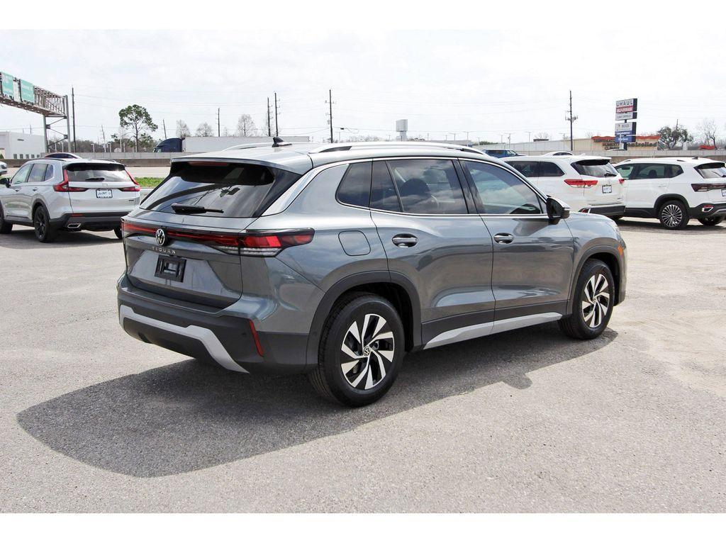 new 2026 Volkswagen Tiguan car, priced at $31,842