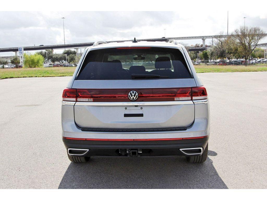new 2026 Volkswagen Atlas car, priced at $46,185