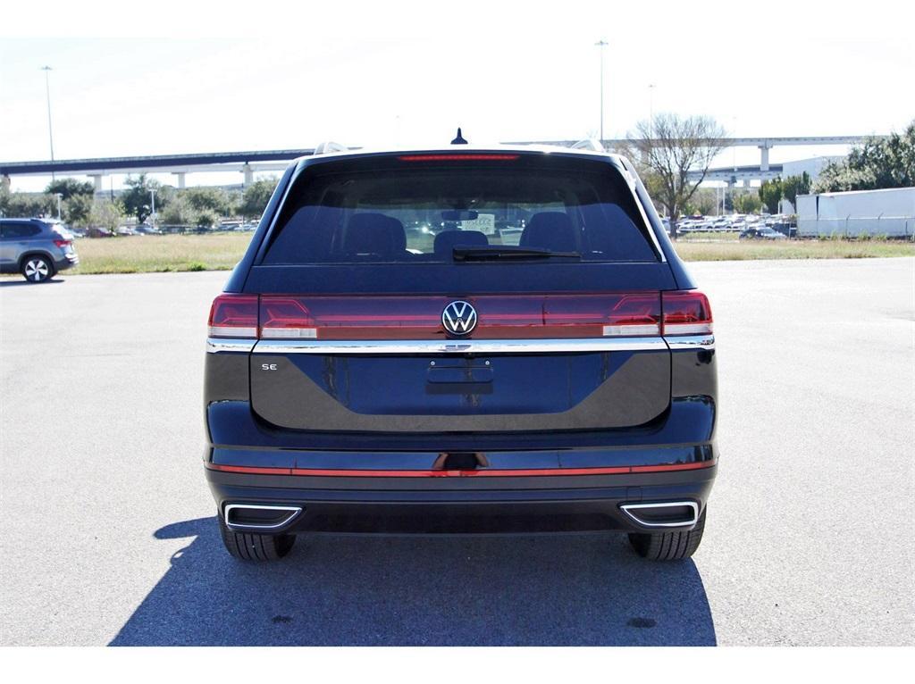 new 2026 Volkswagen Atlas car, priced at $40,406
