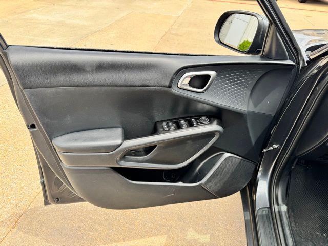 used 2021 Kia Soul car, priced at $10,368