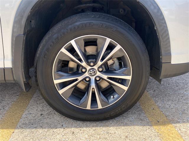 used 2019 Toyota Highlander car, priced at $20,998