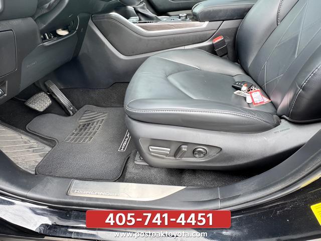 used 2023 Toyota Highlander car, priced at $41,438