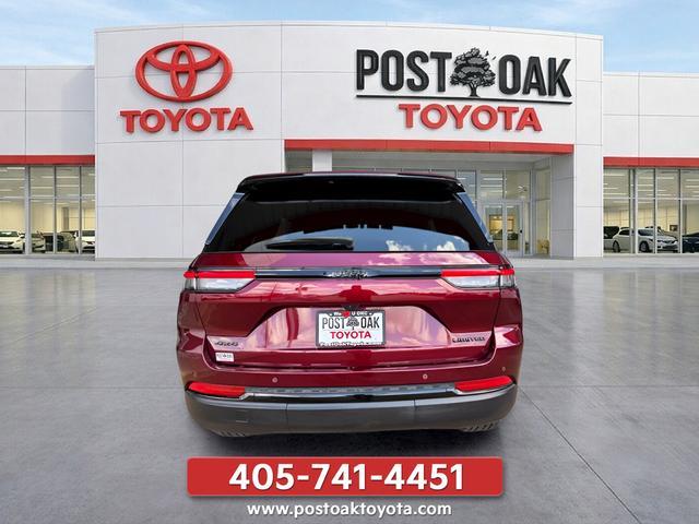 used 2025 Jeep Grand Cherokee car, priced at $39,303