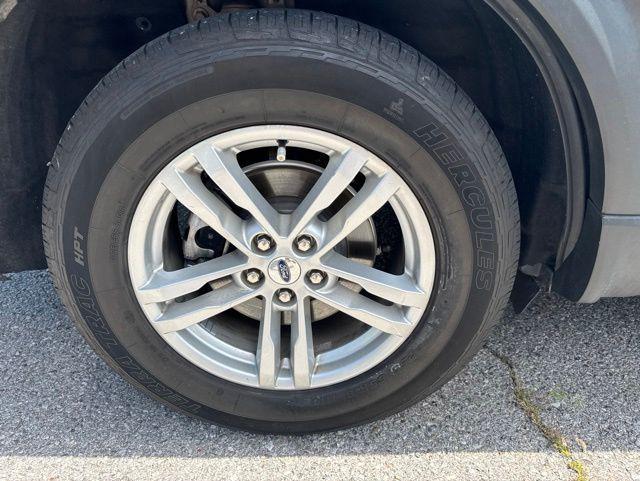used 2022 Ford Explorer car, priced at $16,243