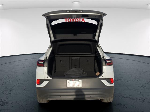 used 2022 Volkswagen ID.4 car, priced at $17,998