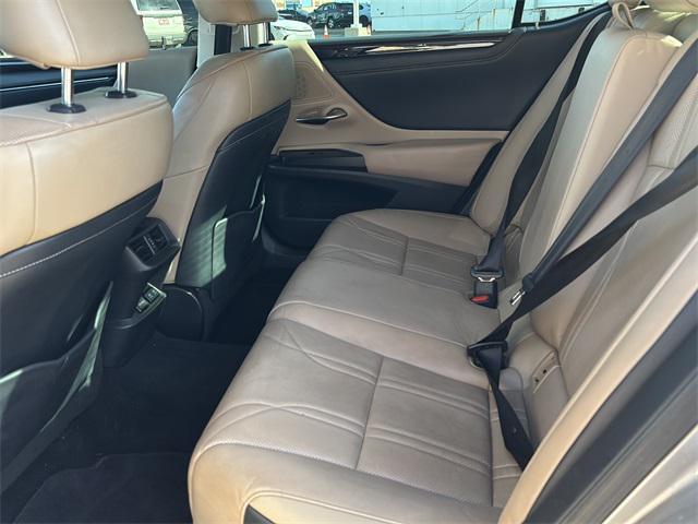 used 2019 Lexus ES 350 car, priced at $27,499