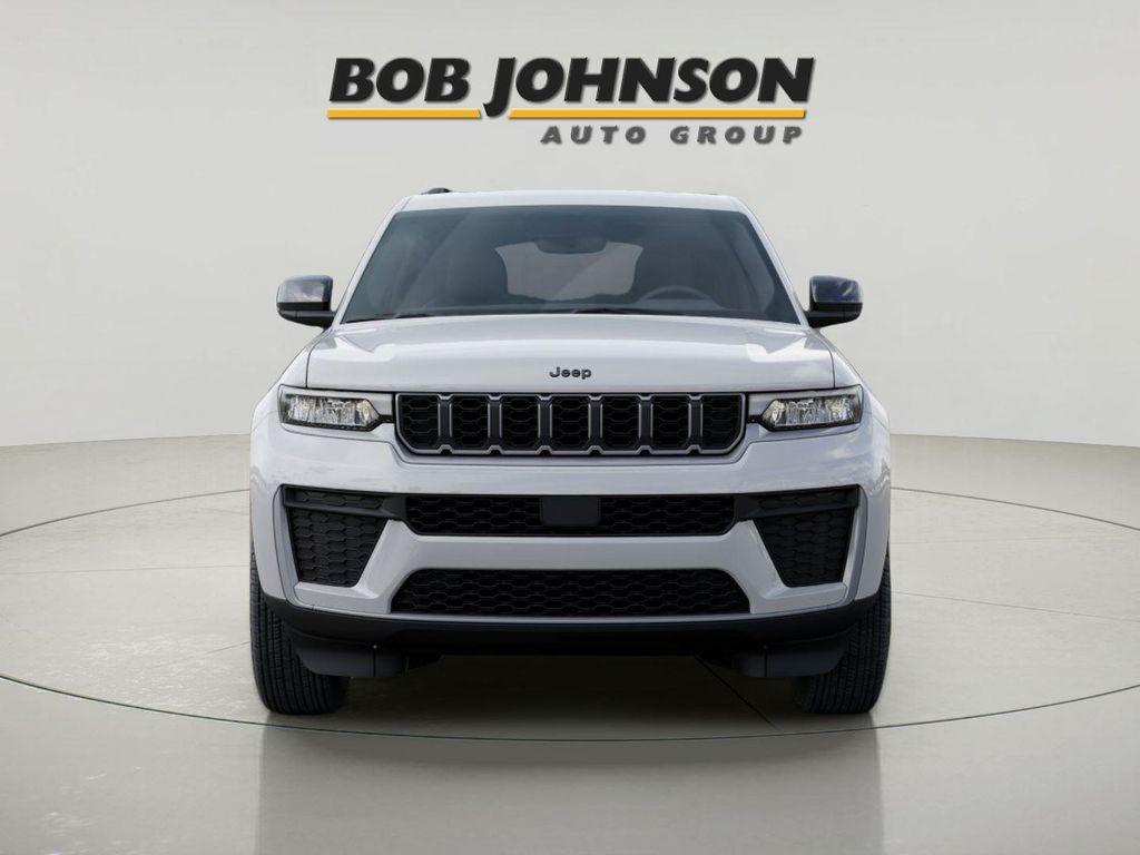 new 2026 Jeep Grand Cherokee car, priced at $46,830