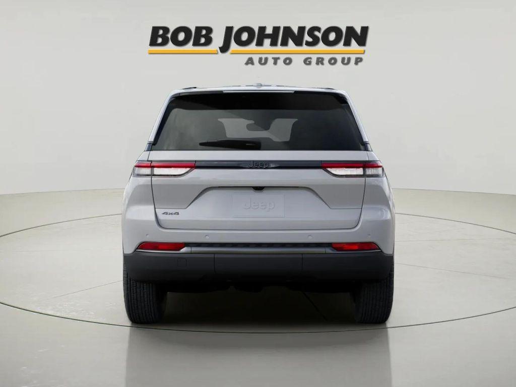 new 2026 Jeep Grand Cherokee car, priced at $46,830
