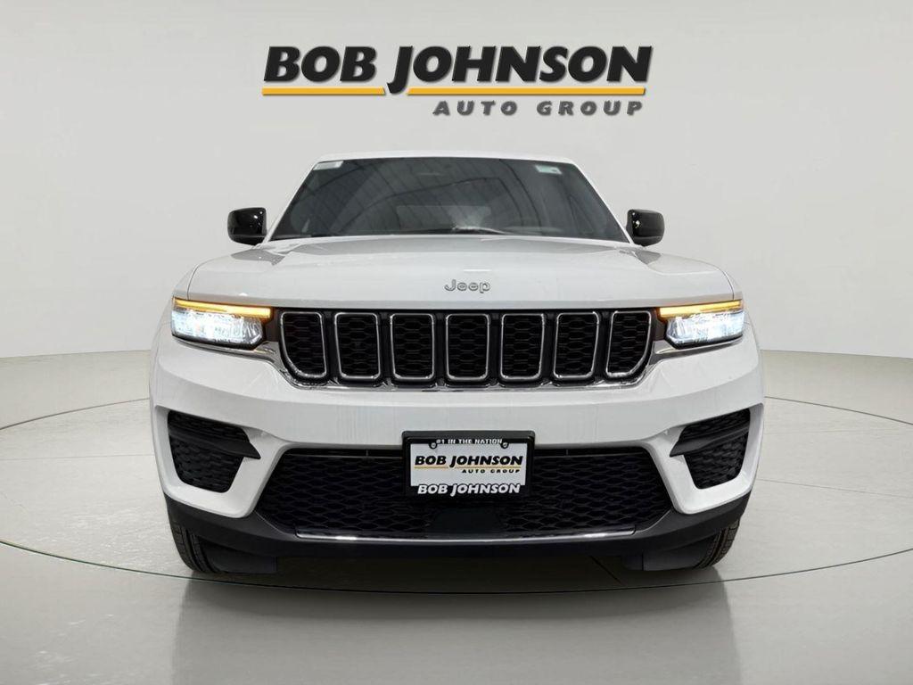 new 2025 Jeep Grand Cherokee car, priced at $38,304