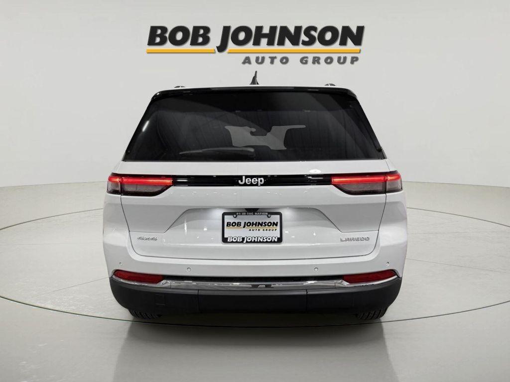 new 2025 Jeep Grand Cherokee car, priced at $38,304