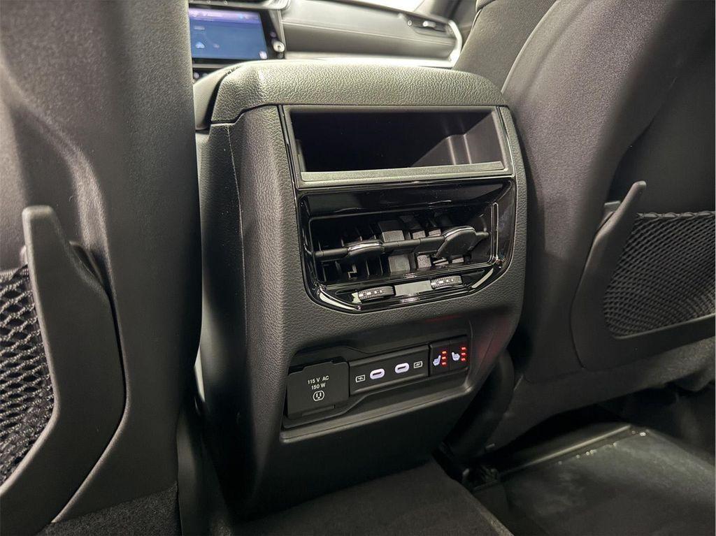 new 2026 Jeep Grand Cherokee car, priced at $49,480