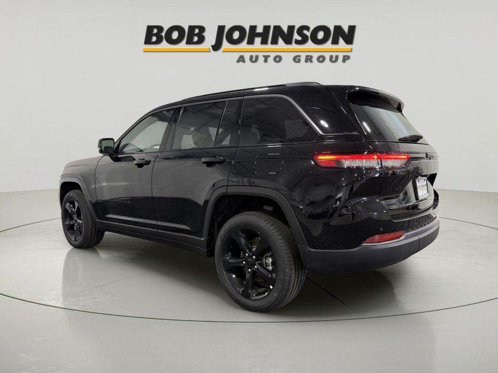 new 2026 Jeep Grand Cherokee car, priced at $49,480