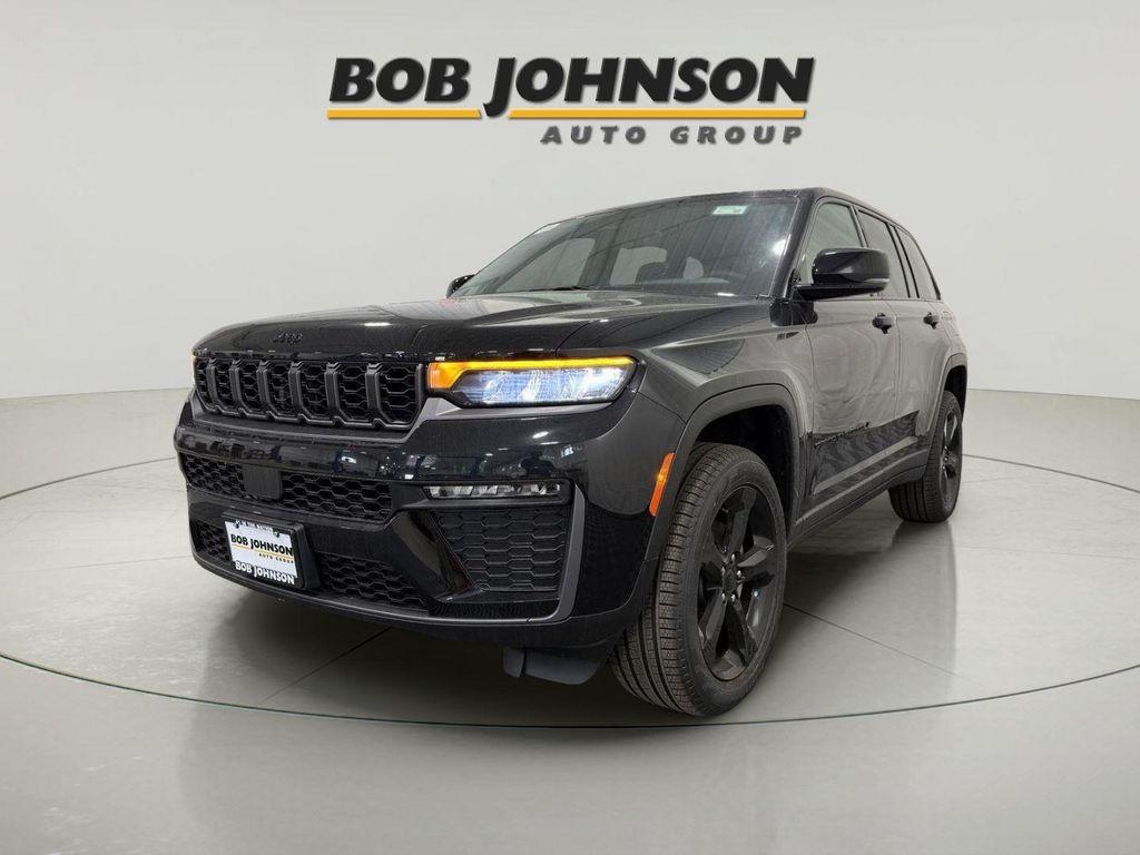 new 2026 Jeep Grand Cherokee car, priced at $49,480