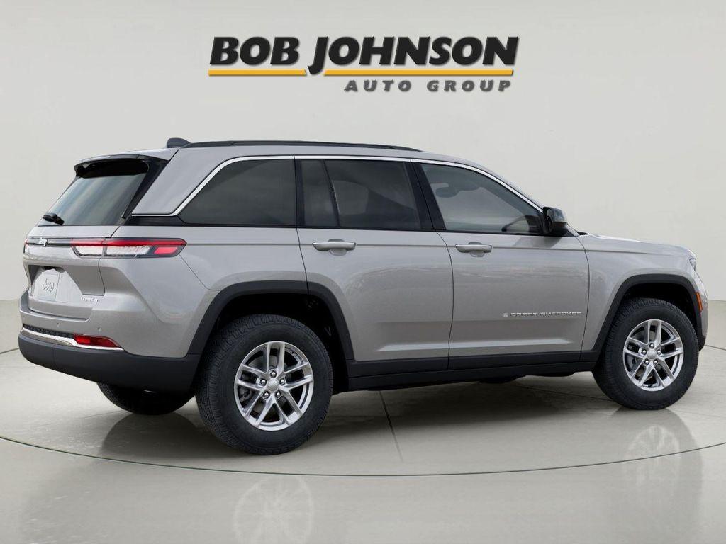new 2025 Jeep Grand Cherokee car, priced at $40,809