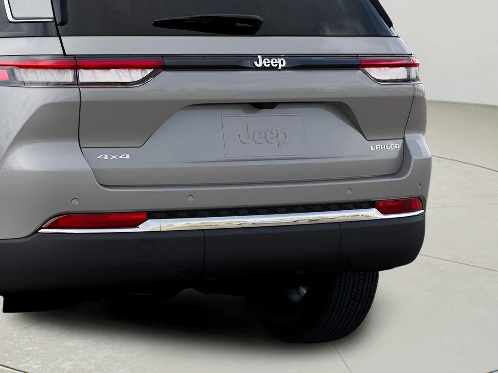 new 2025 Jeep Grand Cherokee car, priced at $40,809