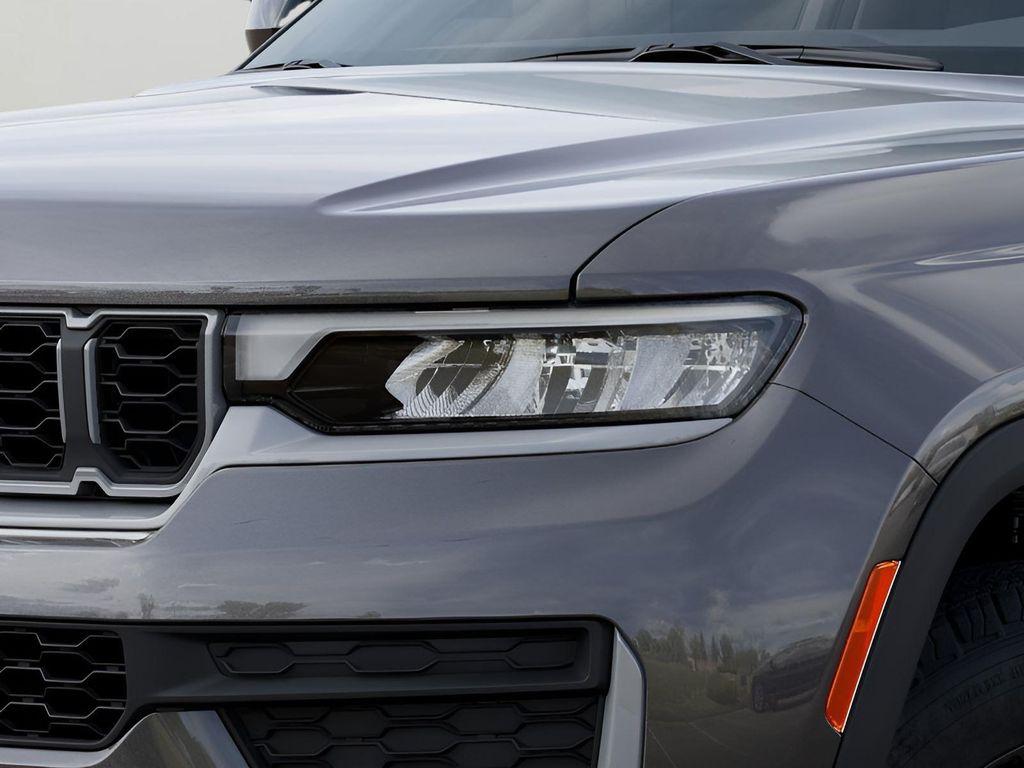 new 2026 Jeep Grand Cherokee car, priced at $48,840
