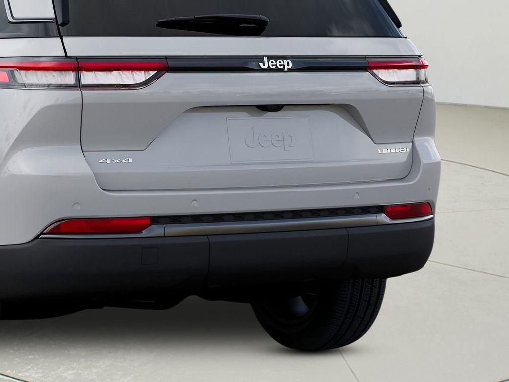 new 2026 Jeep Grand Cherokee car, priced at $48,885