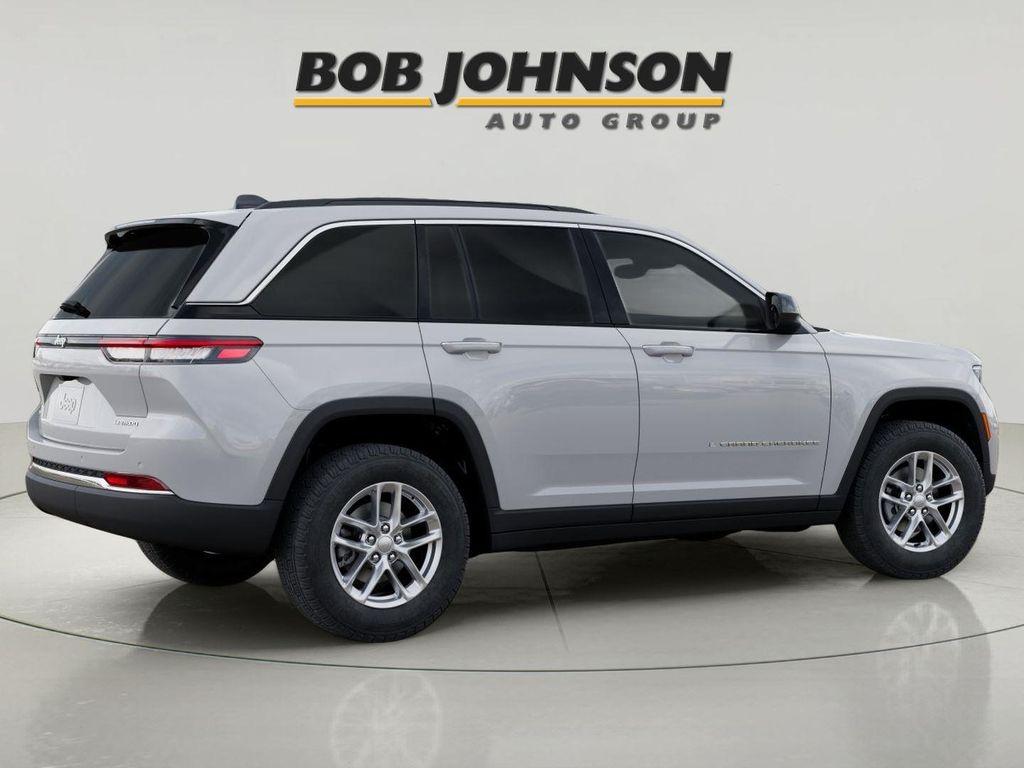 new 2025 Jeep Grand Cherokee car, priced at $39,596
