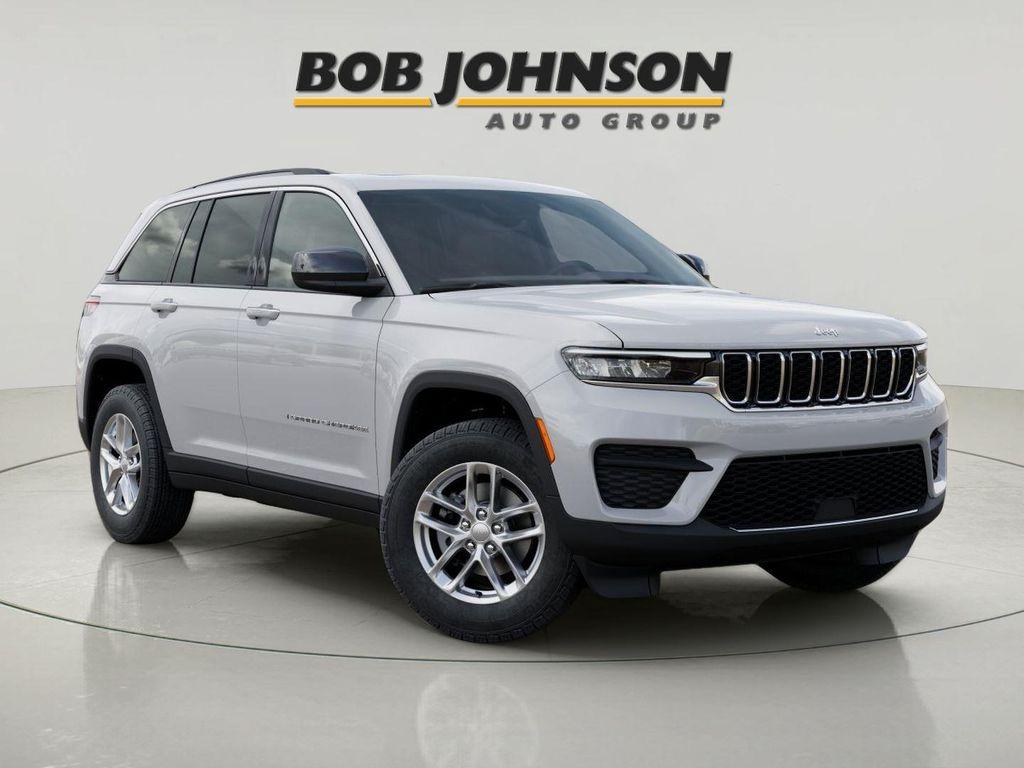 new 2025 Jeep Grand Cherokee car, priced at $39,596