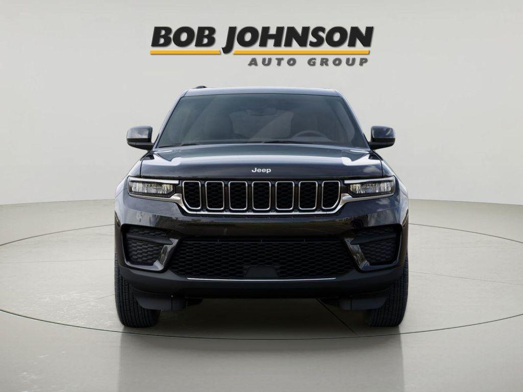 new 2025 Jeep Grand Cherokee car, priced at $39,568