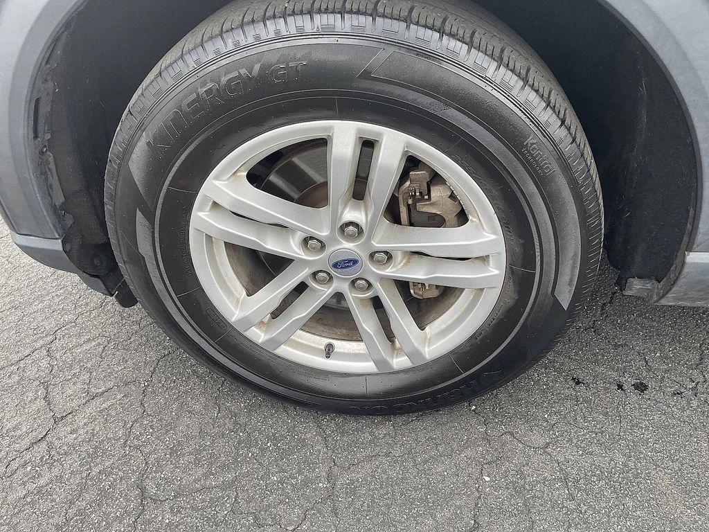 used 2022 Ford Explorer car, priced at $28,000