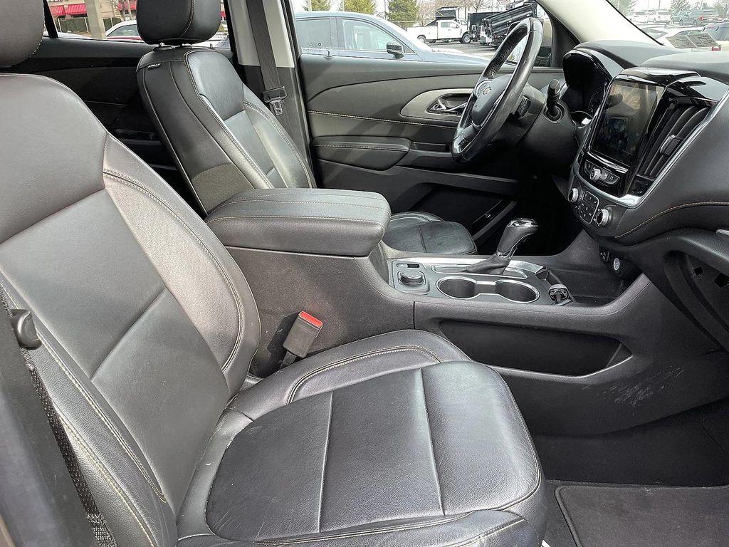 used 2020 Chevrolet Traverse car, priced at $22,000
