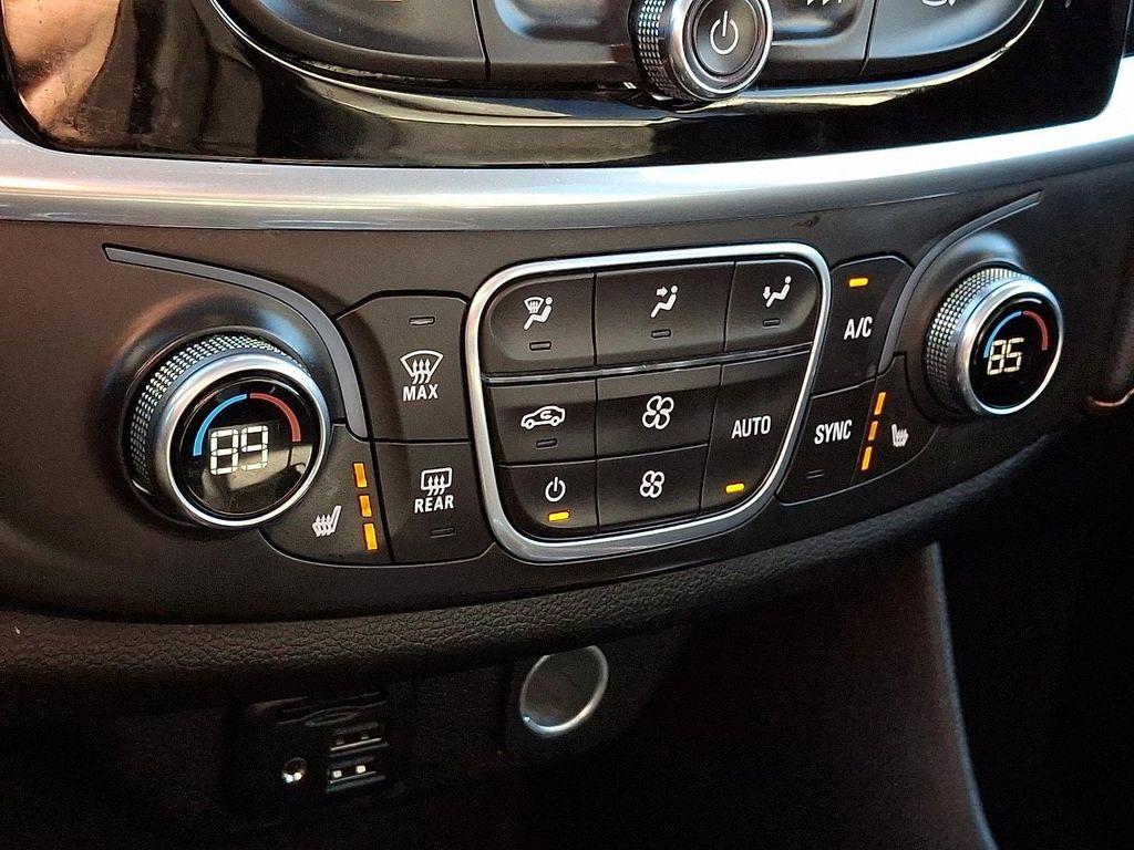 used 2020 Chevrolet Traverse car, priced at $22,600