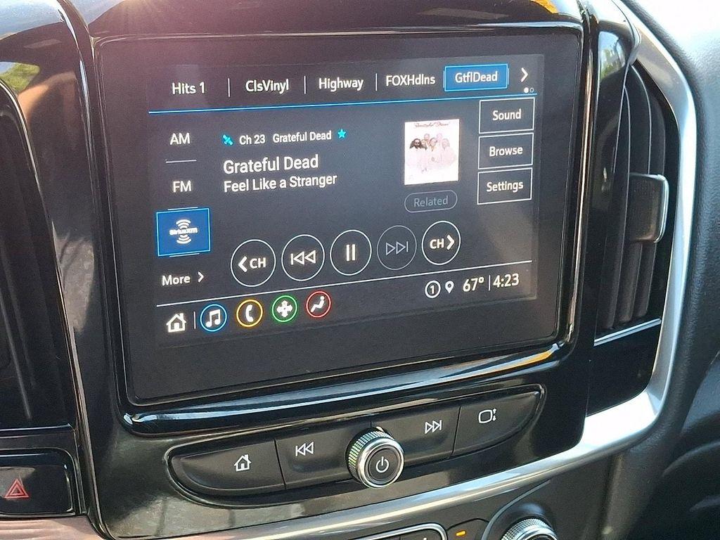 used 2023 Chevrolet Traverse car, priced at $31,280