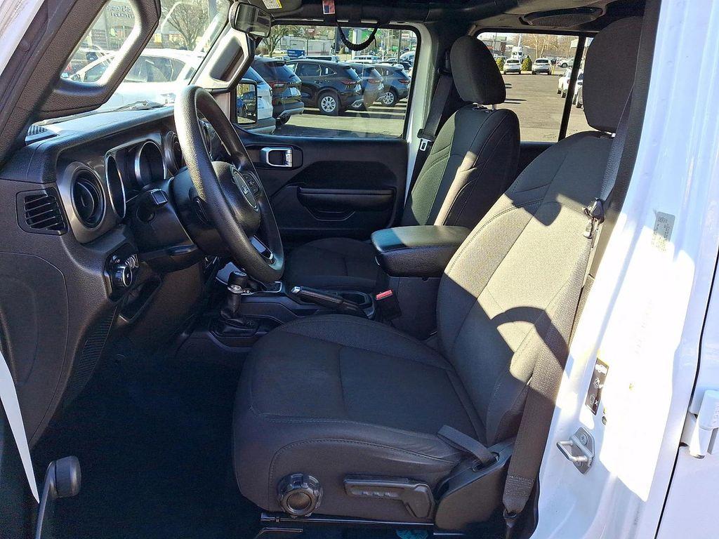 used 2021 Jeep Wrangler Unlimited car, priced at $25,500