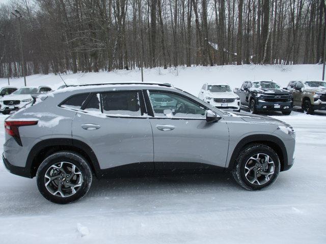 used 2025 Chevrolet Trax car, priced at $20,995