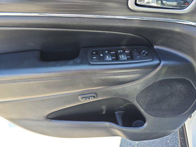 used 2022 Jeep Grand Cherokee car, priced at $24,992