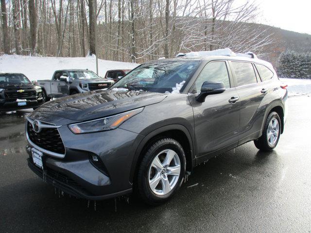 used 2023 Toyota Highlander car, priced at $31,475