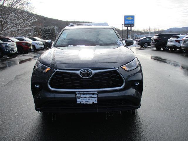 used 2023 Toyota Highlander car, priced at $31,475