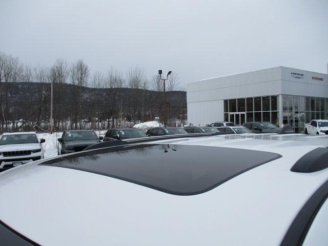 used 2021 Jeep Grand Cherokee car, priced at $23,995