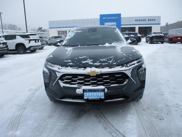 used 2025 Chevrolet Trax car, priced at $20,995