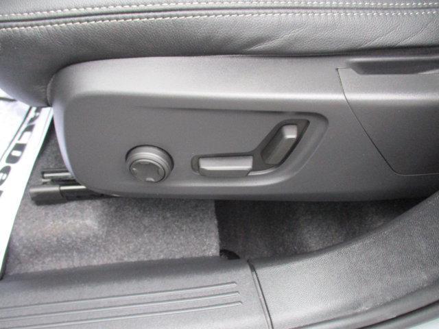 used 2025 Volvo XC40 car, priced at $34,995