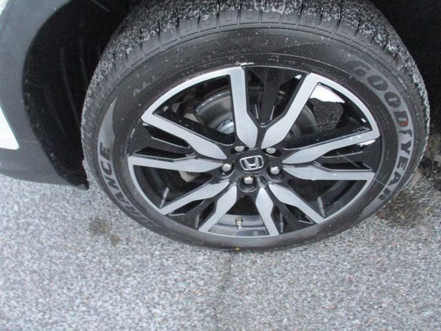 used 2020 Honda Pilot car, priced at $24,995