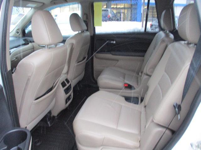 used 2020 Honda Pilot car, priced at $24,995