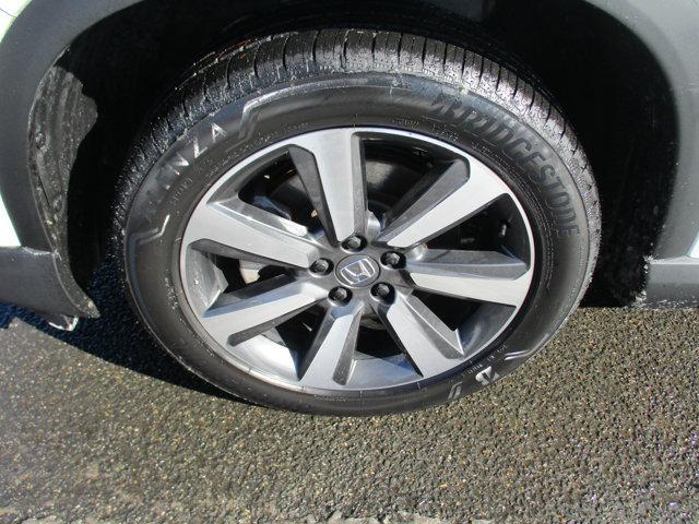 used 2023 Honda Pilot car, priced at $39,995