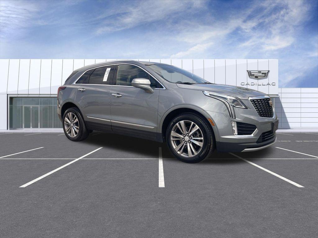 used 2024 Cadillac XT5 car, priced at $34,099