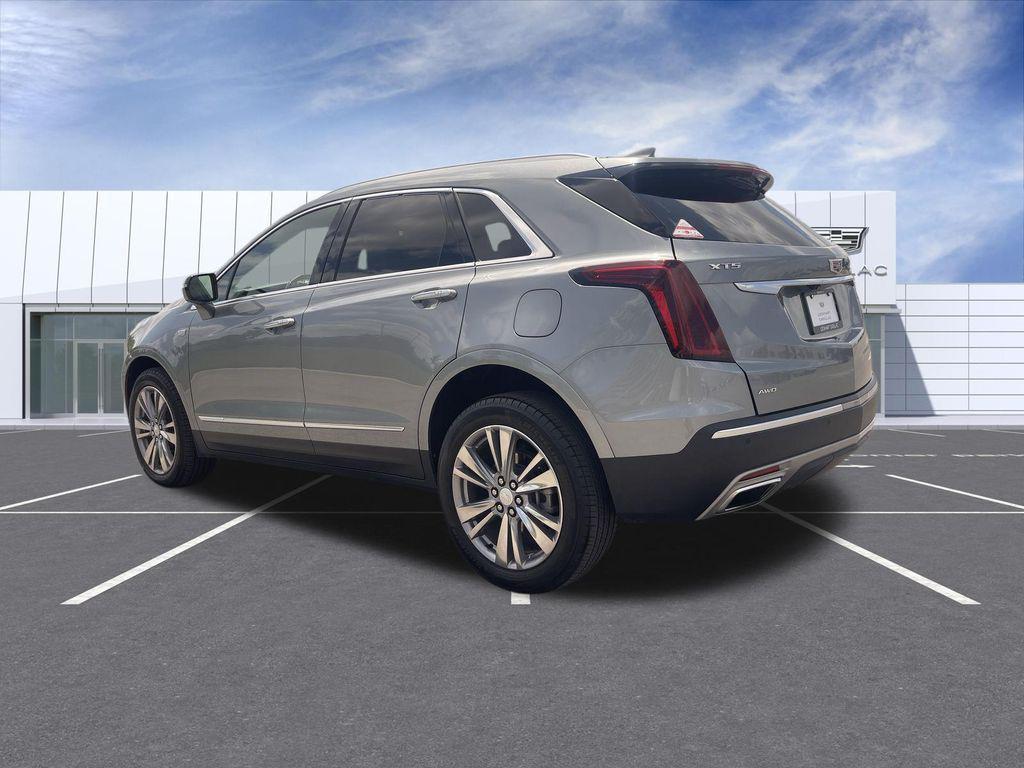 used 2024 Cadillac XT5 car, priced at $34,099