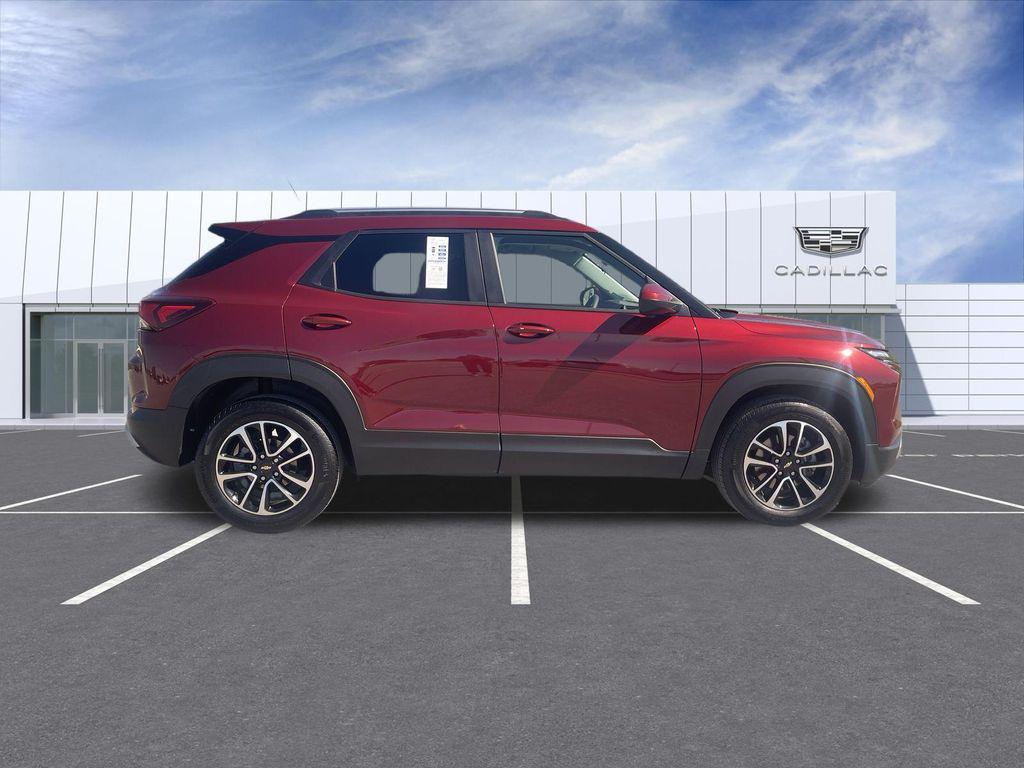 used 2025 Chevrolet TrailBlazer car, priced at $23,398