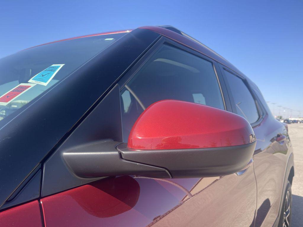 used 2025 Chevrolet TrailBlazer car, priced at $23,398